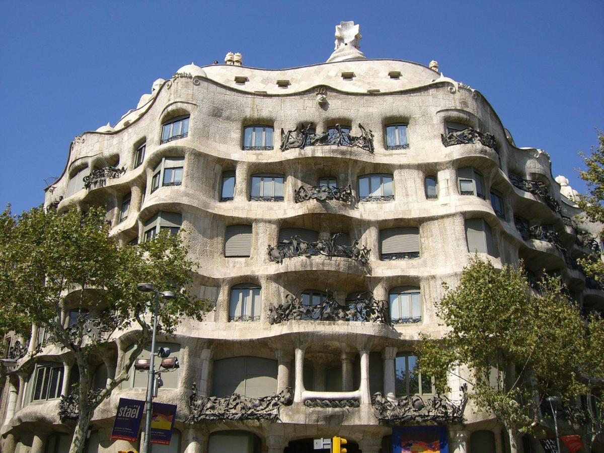 Girona - Modernist Apartments Next To Paseo De Gracia バルセロナ エクステリア 写真